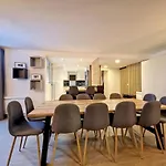 Appartement Duplex Au Centre, Ski Aux Pieds, Renove Et Spacieux - Fr-1-518-95