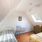 La Petite Chaumiere