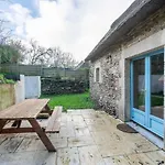 La Petite Chaumiere