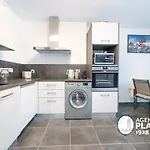 Appartement 2 Chambres Avec Jardin, Parking Prive Et A 400M De La Plage De Tanchet - Fr-1-197-528