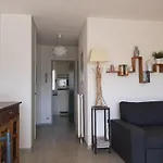 Appartement Avec Terrasses Ensoleillees Et Parking A Ciboure - Fr-1-239-651