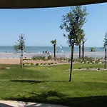 Appartement 2-6 Pers, Jardin, Plage, Piscine, Parking, Animaux Admis - Fr-1-194-223