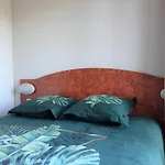 Appartement Avec Piscine Proche Plage Et Centre De Socoa - Fr-1-239-511