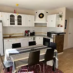 Appartement Moderne Avec Parking Prive, Proche Centre-Ville Et Plage - Saint-Jean-De-Luz - Fr-1-239-497