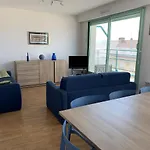 Duplex Avec Balcon, Ascenseur Et Parking A Fort-Mahon-Plage - Fr-1-482-59