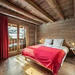 Chalet Familial Traditionnel Avec Sauna Proche Des Pistes Et Commerces, Parking, Animaux Admis - Fr-1-566-3