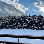 Apartment With Balcony Close To The Ski Slopes