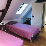 Carnac: Maison Chaleureuse, Calme Proche Plages