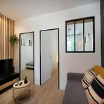 Apartment Air Conditioning Balcony 5 Couchages