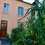 Chez Pia