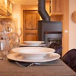 Cozzy Appart Dans Chalet Vue Mont-Blanc 2 Chambres