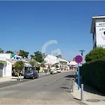 Maison Cosy A 200M De La Plage, Avec Jardin, Parking Et Ping-Pong - La Tranche Sur Mer - Fr-1-357-66