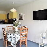 Bel Appartement Avec Terrasse, Parking Prive Et Vue Sur Mer A Perros-Guirec - Fr-1-368-151
