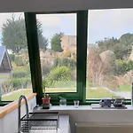 Maison Pour 6 Pers. A Tregastel Avec Jardin Clos, Proche Plage Et Commerces, Wifi Et Billard - Fr-1-368-159