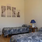 Maison 2 Etoiles Proche Plage & Marche, Avec Jardin Et Terrasse, Ideale Pour Familles. - Fr-1-197-499