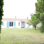 Maison Au Calme A 400M De La Plage, La Bree-Les-Bains, Jardin Clos, Veranda, 2 Chambres, 4 Couchages - Fr-1-246A-74