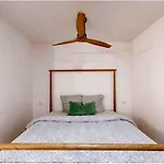 Superb Loft Featuring Garden, Sauna And Private Pool