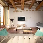 Air-Conditioned Loft In The Heart Of The Old Port