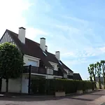 Appartement Duplex Pres Du Centre-Ville Et Plage A Cabourg, 6 Pers, Parking Prive, Pet Friendly - Fr-1-487-286
