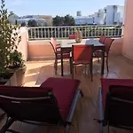 Appartement Lumineux Avec Grande Terrasse, Fibre Et Garage - Fr-1-197-522