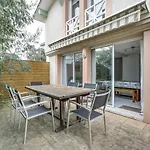 Maison 4 Pers. Avec Jardin Clos, Proche Plage Et Centre, Quartier Calme - Fr-1-521-24