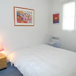 Bel Appartement 3 Pieces Avec Balcon, Admis Animaux, Parking, Port Guillaume - Fr-1-487-283
