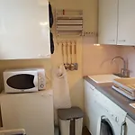Appartement 2 Pieces A Cabourg - Proche Plage Et Centre-Ville, Balcon Et Parking Prive - Fr-1-487-300