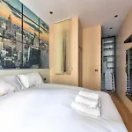 Cocoon Design And Comfort Near The Old Port