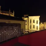 Joli Studio Avec Grande Terrasse