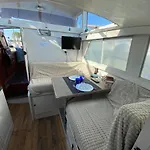Bateau L'Etoile, Romantique, Apaisant, Ideal Pour Un Couple