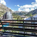 Appartement Skis Aux Pieds A La Daille Avec Balcon Et Cuisine Equipee - Fr-1-694-175