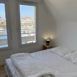 Bel Appartement Duplex 4 Pieces Avec Vue Sur Port Et Terrasse - Fr-1-487-314