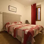 Appartement Typique A Collioure, Pres Des Plages Et Commerces, Avec Cour Et 3 Chambres Pour 6 Pers. - Fr-1-309-213