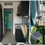 Rare : Vue Mer En Plein Coeur Du Centre Ville