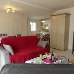 Maison Avec Terrasse, 400 M Plage Et Centre, 2 Chambres, Parking Prive, Menage Inclus - Fr-1-224B-542
