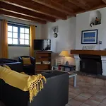 Maison Confortable Proche Commerces, Plage Et Port - 6 Couchages, Jardin Clos Avec Terrasse Et Bbq - Fr-1-224B-453