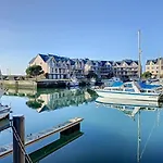 La Cabine - Yourhosthelper