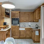 Charmant Appart 2 Chambres Avec Parking Et Wifi A Courchevel Le Praz - Fr-1-568-26