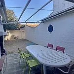 Maison Spacieuse Pour 10, Proche Plages Et Commerces, Grande Terrasse Avec Plancha, Animaux Admis. - Fr-1-475-35