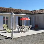 Maison De Vacances 4 Pieces Avec Jardin Clos, Proche Port Et Plage - 6 Couchages A Saint-Pierre-D'Oleron - Fr-1-246A-171