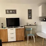 Studio Cabine Avec Parking, Lave-Linge, Lave-Vaisselle, Proche Plage Et Commerces - Fr-1-702-17
