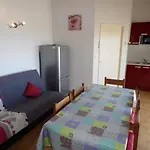 Appartement Studio Cabine Mezzanine, 4-6 Couchages, Parking Prive, Proche Plage - Fr-1-326-592