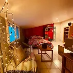 Residence Caenee, Le Depaysement Naturiste En Ete Avec L'Atypique Studio Climatise 