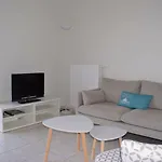 Appartement 3* Renove Avec Terrasse Et Parking, Au Centre De Perros-Guirec, 5 Personnes - Fr-1-368-166
