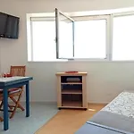 Studio Lumineux 2 Pers A La Rochelle Avec Parking Proche Plage - Fr-1-551-31