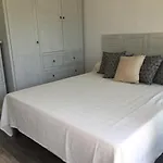 Appartement Renove Centre Moulleau Avec Balcon Et Parking - Fr-1-374-159