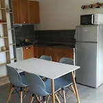 Beau Studio Cabine Avec Balcon, Vue Piscine, Parking Prive, Climatisation, Solarium, Laverie