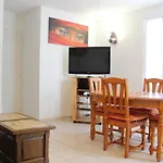 Maison A Saint-Georges-D'Oleron : 6 Couchages, Jardin Clos, Proche Centre Et Plages, Tout Confort - Fr-1-246A-172