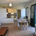 T2 Duplex Avec Balcon A Arcachon, Proche Plage, Commerces Et Gare - Fr-1-420-89