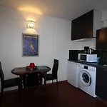 Studio Agreable Avec Terrasse A 300M De La Plage A Collioure - Fr-1-309-360